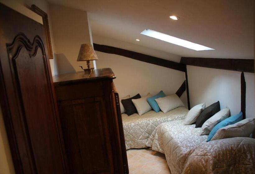 سوییت لوکس, Le Relais De La Tour