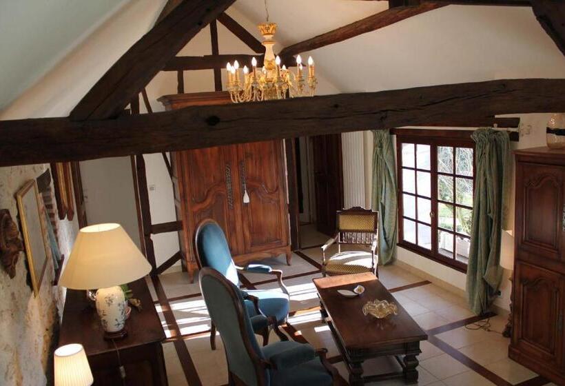 کابین, Le Relais De La Tour
