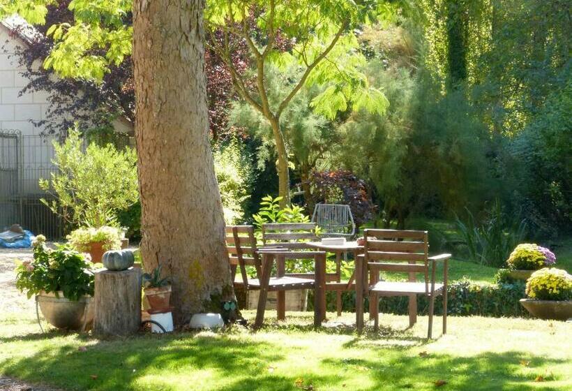 Семейный Номер, Domaine De Joreau
