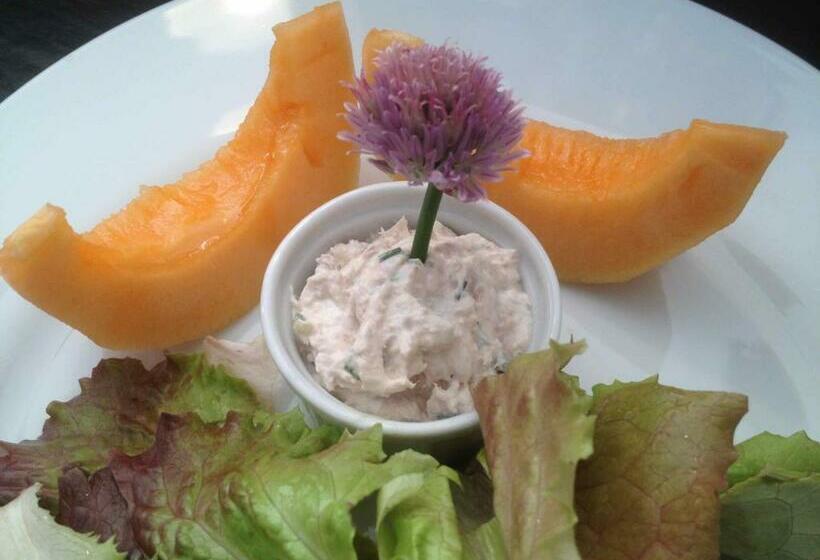 ファミリールーム, Domaine De Joreau