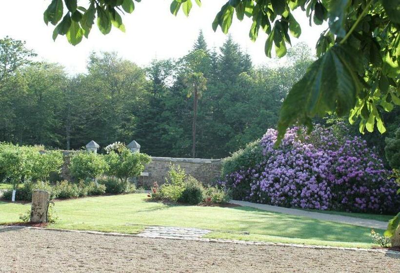 اتاق استاندارد, Manoir De Kerangosquer