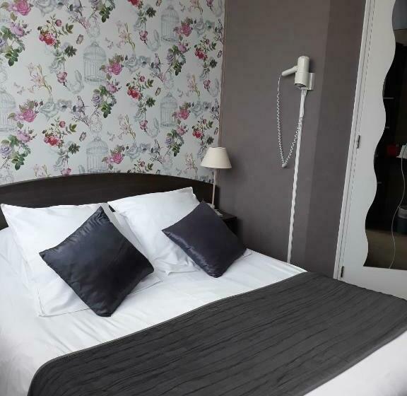 Номер Стандарт, Hostellerie De La Quenoeuille