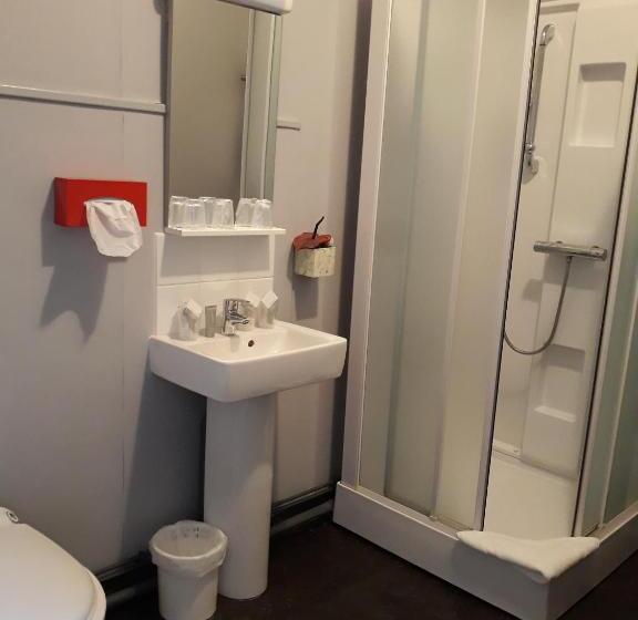 Номер Комфорт, Hostellerie De La Quenoeuille