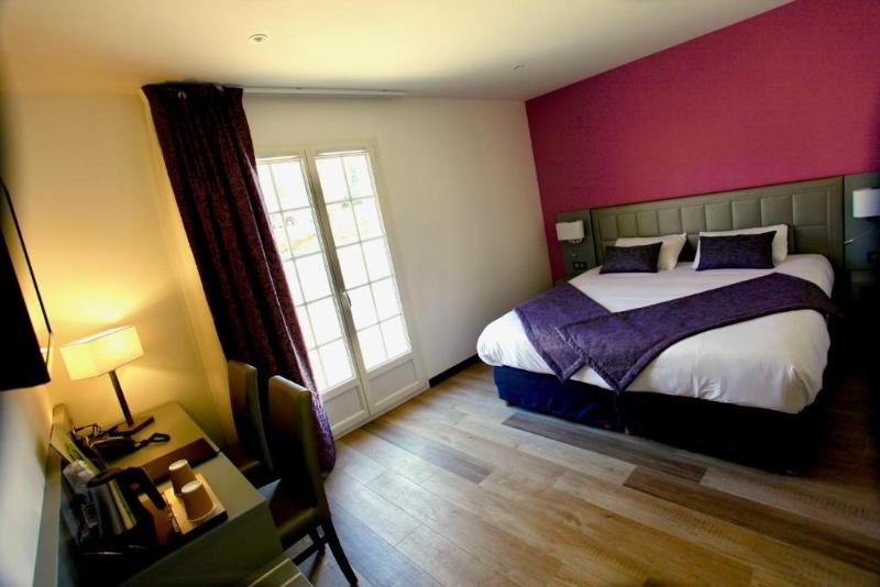 Номер Комфорт, Logis Hôtel Le Moulin De La Coudre