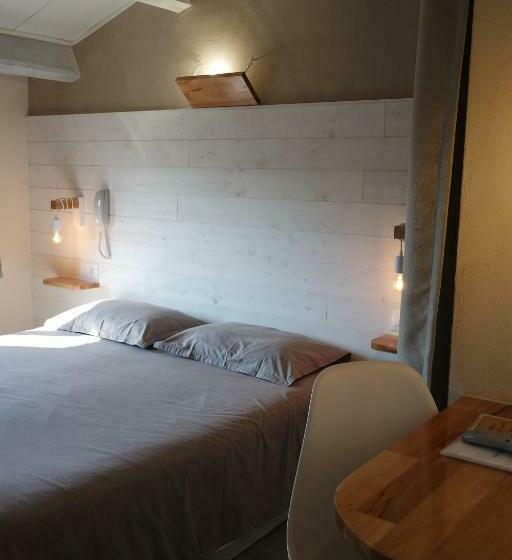 Номер Стандарт, Logis Hotel L  Auberge D Uzes