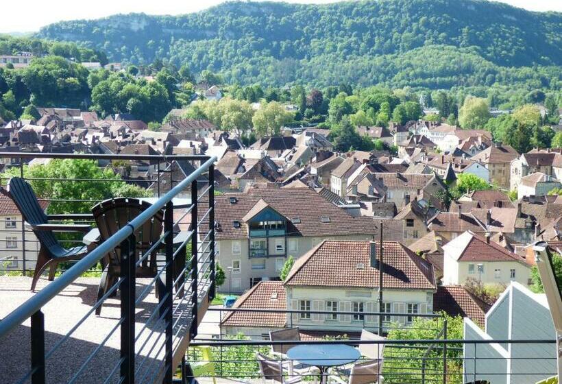 Номер Superior, La Colline Aux Yeux Doubs