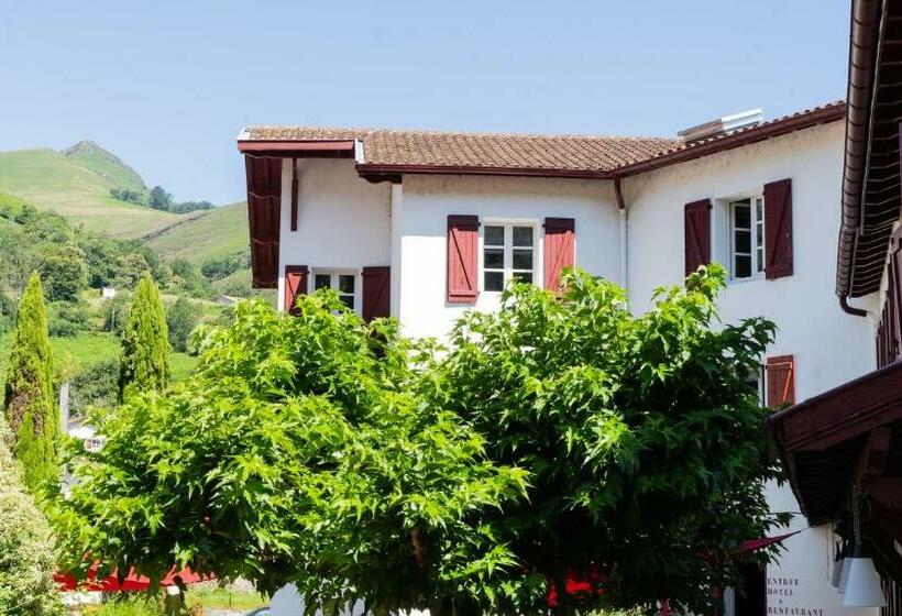 Четырехместный Номер Стандарт, Hôtel Juantorena