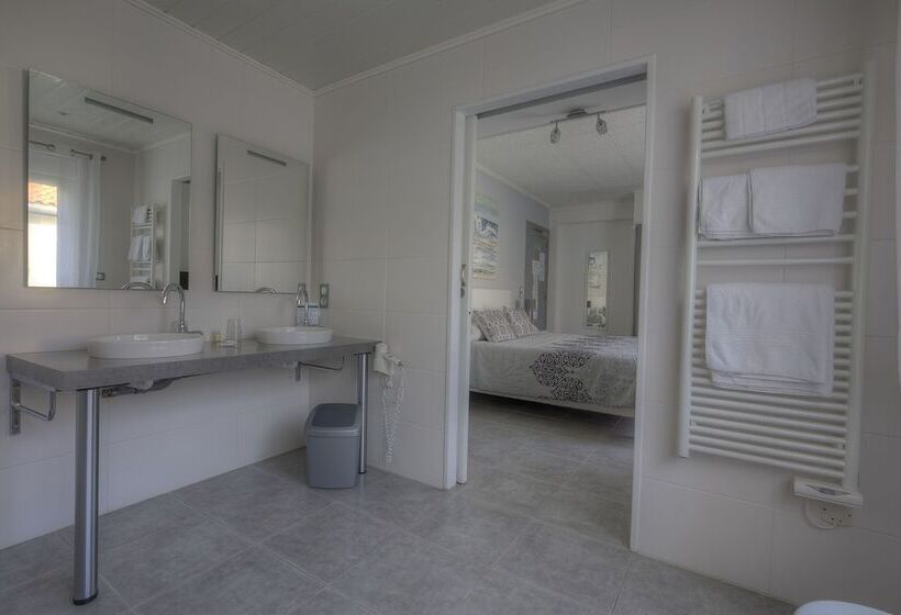 Номер Deluxe, Hôtel Le Nautile