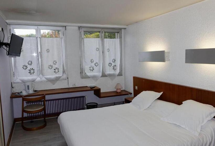Номер Стандарт, Hôtel Le Relais