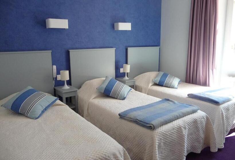 Номер Стандарт Трехместный, Hôtel Le Saphir