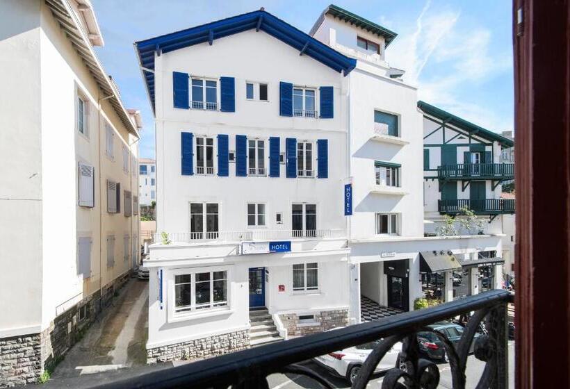 Номер Комфорт, Hôtel Le Saphir