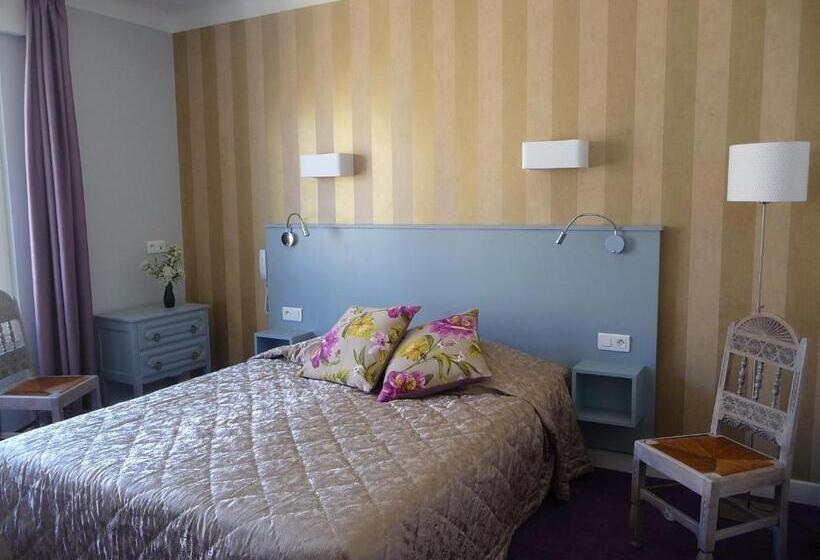 Номер Комфорт, Hôtel Le Saphir