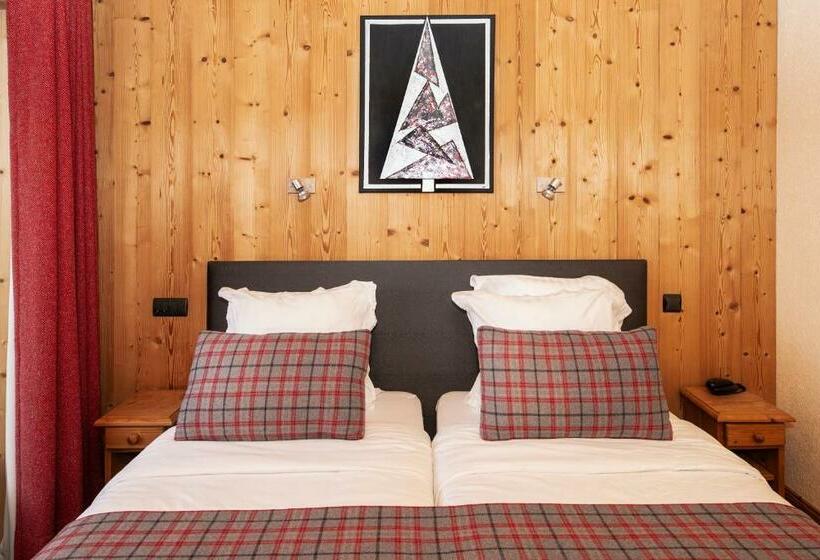 Номер Стандарт, Hôtel Chalet Les Ecureuils Restaurant, Sauna & Spa Garage