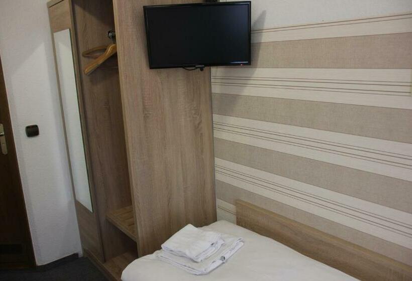 スタンダードルーム, Airport Hotel Zum Taubengrund