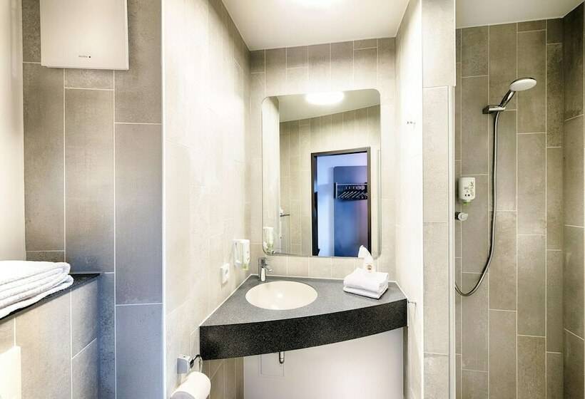 스탠다드 트리플 룸, B&b Hotel Ulm