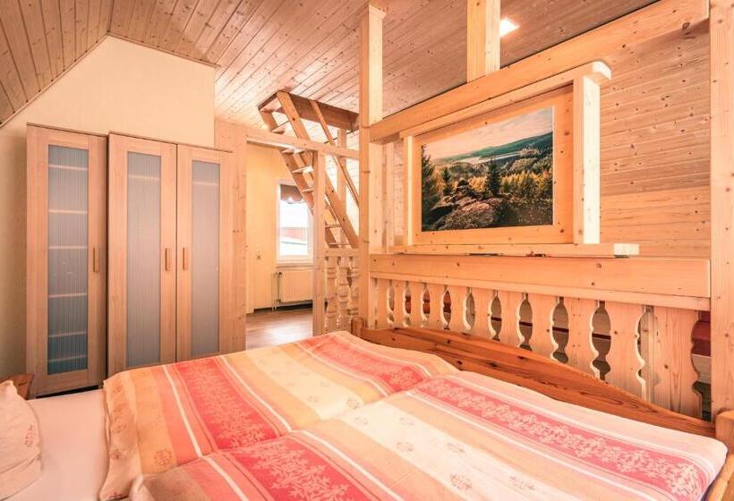 Бунгало Стандарт, Ferienhotel Goldhübel
