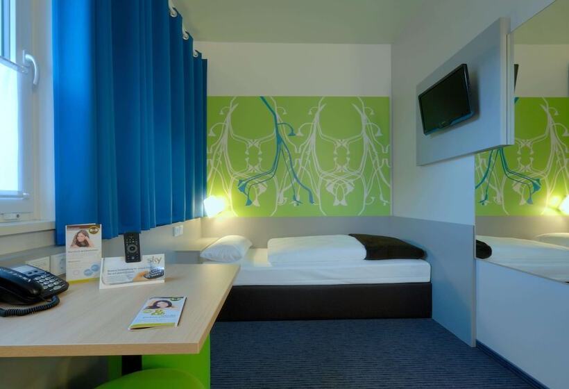Номер Стандарт Трехместный, B&b Hotel Paderborn