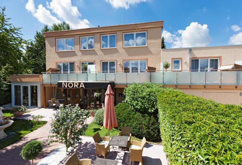 Люкс, Nora
