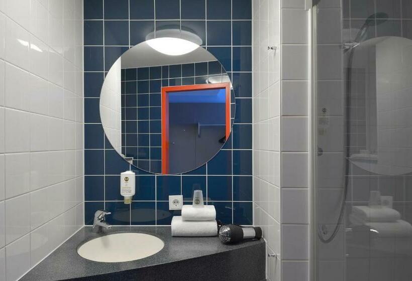 Номер Стандарт, B&b Hotel Saarbrücken Hbf