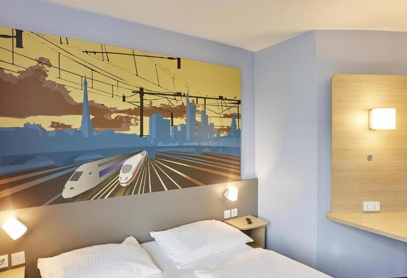 Номер Стандарт, B&b Hotel Saarbrücken Hbf