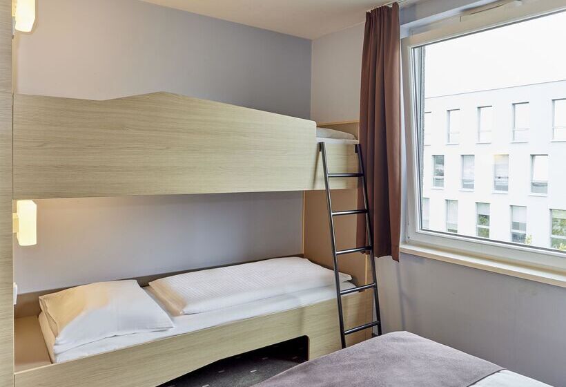 Номер Стандарт, B&b Hotel Saarbrücken Hbf