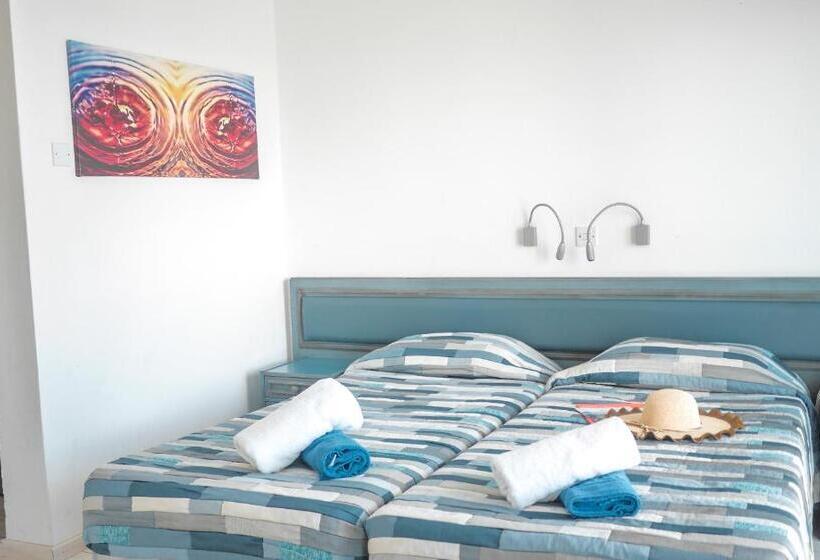 스탠다드 내측 스튜디오, Tsanotel