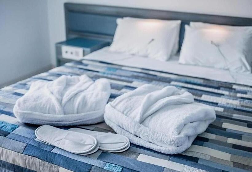 패밀리 스위트, Tsanotel