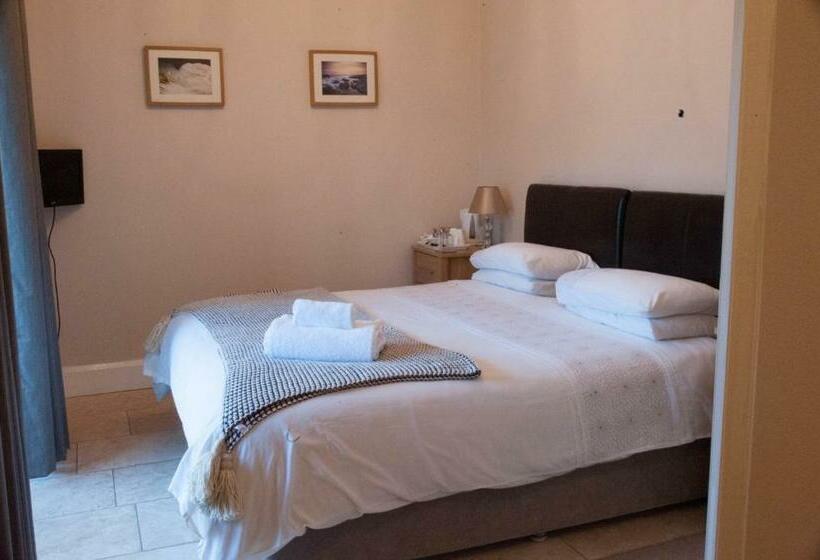 Номер Стандарт с Террасой, Ballas Farm Country Guest House