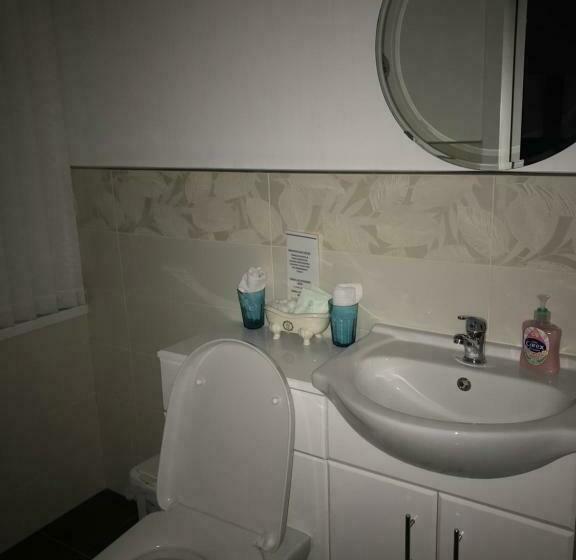 スタンダードルーム, Dawn Break Guest House