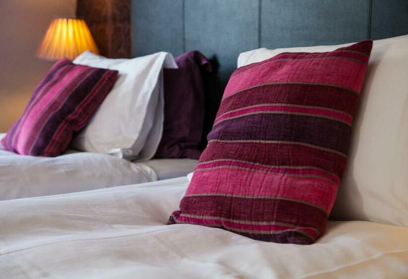 Номер Стандарт, Haydens B&b