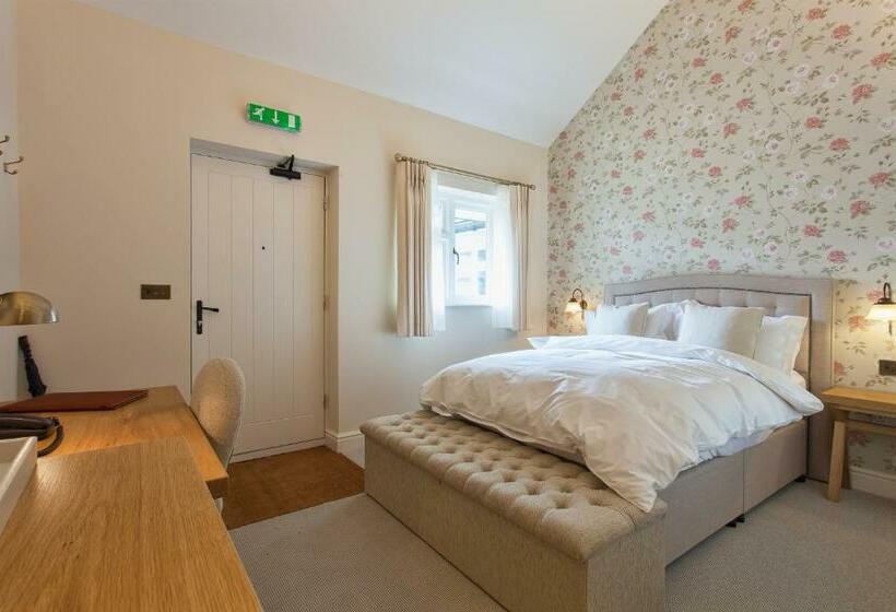 Номер Basic, The Inn West End
