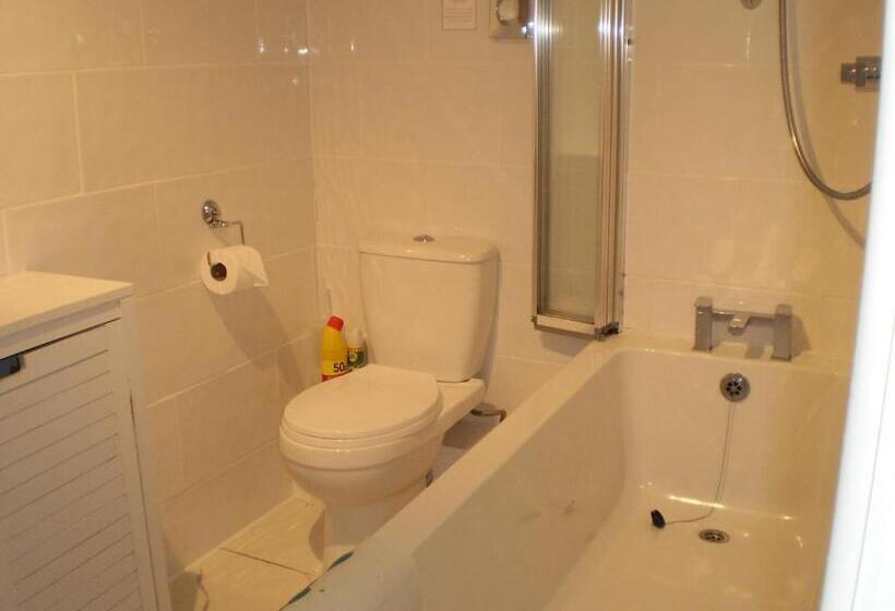 Номер Стандарт, Sportsmans Lodge Bed And Breakfast