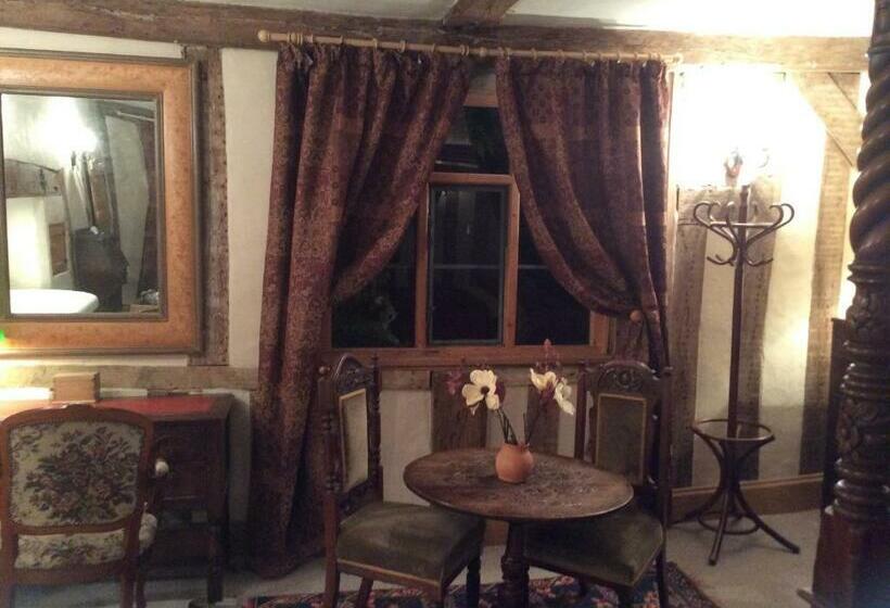 Люкс Кровать Кинг, Valley Farmhouse B&b