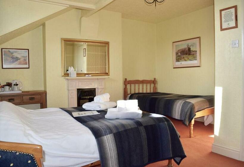 Семейный Номер, Bewdley Hill House