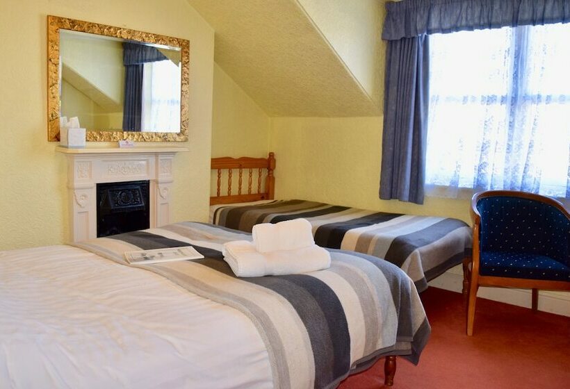 Семейный Номер, Bewdley Hill House