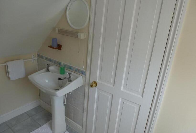 Family Suite, The Garden House Grittleton
