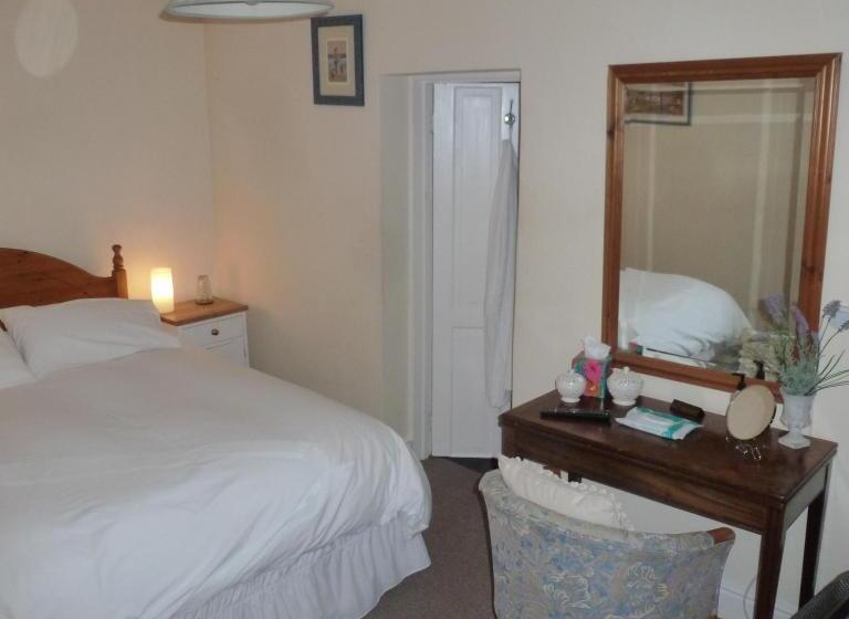 Family Suite, The Garden House Grittleton