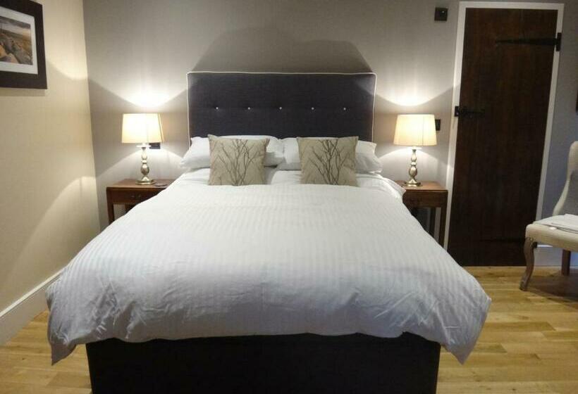 Номер Стандарт с Террасой, Robin Hood Farm B&b