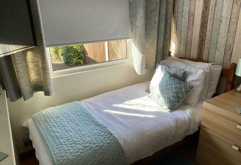 اتاق استاندارد, The Peels B&b
