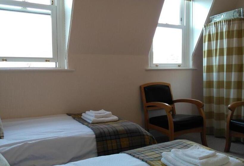 Номер Стандарт, Swiss Court Guest House