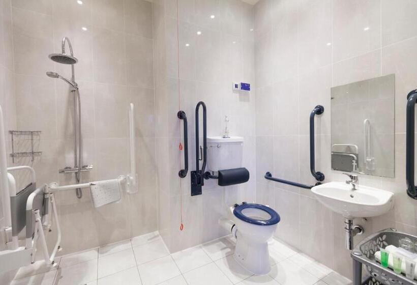 Номер Стандарт, Dudsbury Golf Club   And Spa