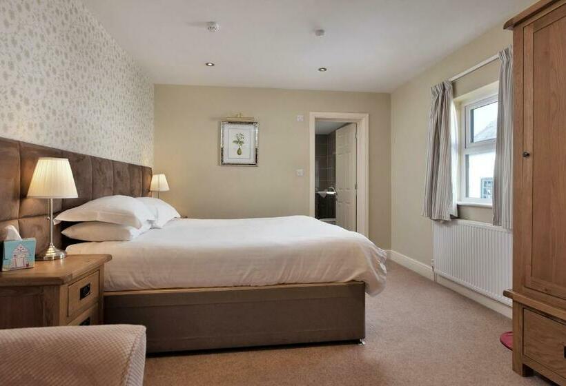 جناح سوبيريور, Nevill Arms Inn