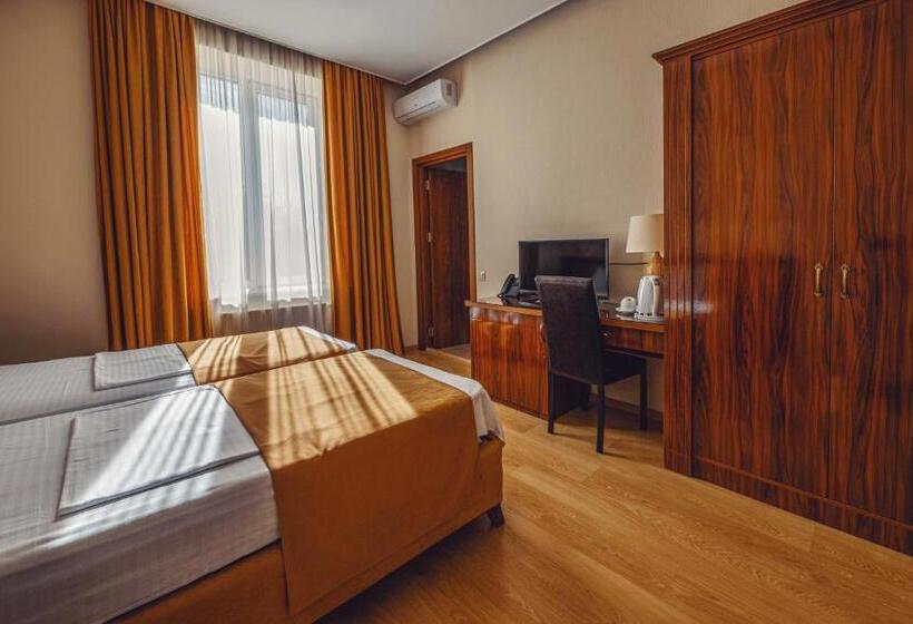 اتاق خانوادگی, Park Hotel Tskaltubo   Balneo Resort
