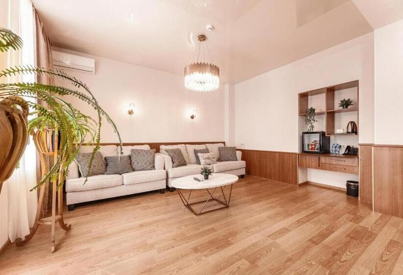 سوئیت 2 خوابه, Park Hotel Tskaltubo   Balneo Resort