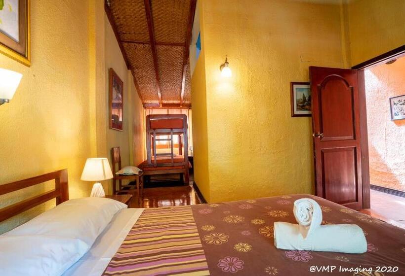 اتاق استاندارد چهار تخته, La Posada Del Arte