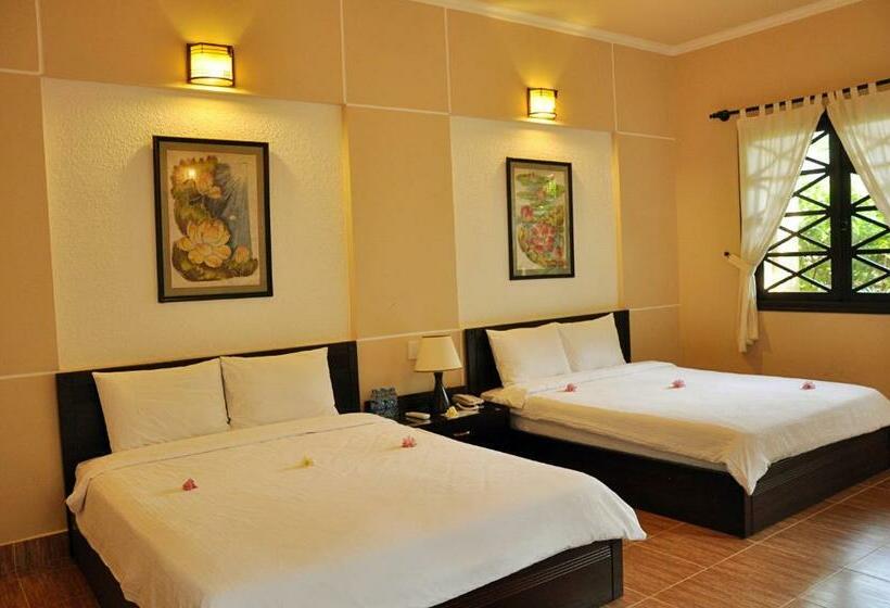 بنگله خانوادگی, Orchid Boutique Beach Resort