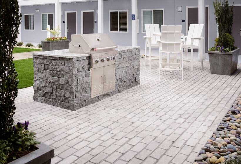 Люкс, Stayapt Suites Ocala