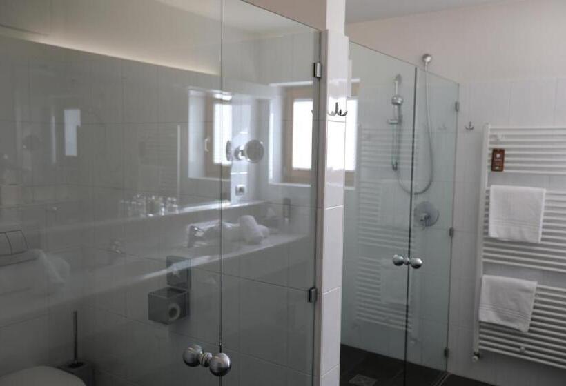 Family Suite, Feldmilla Design