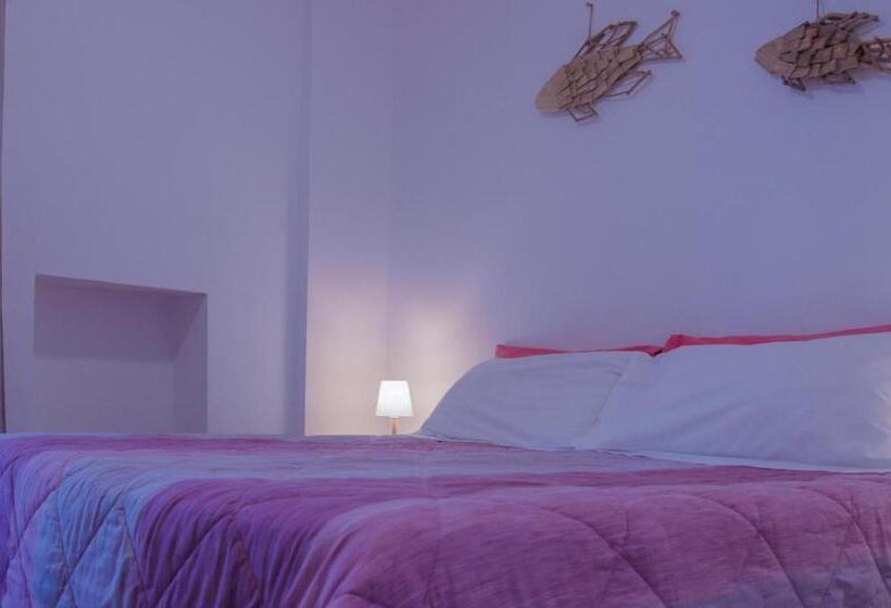 اتاق استاندارد با بالکن, Melo Accommodations