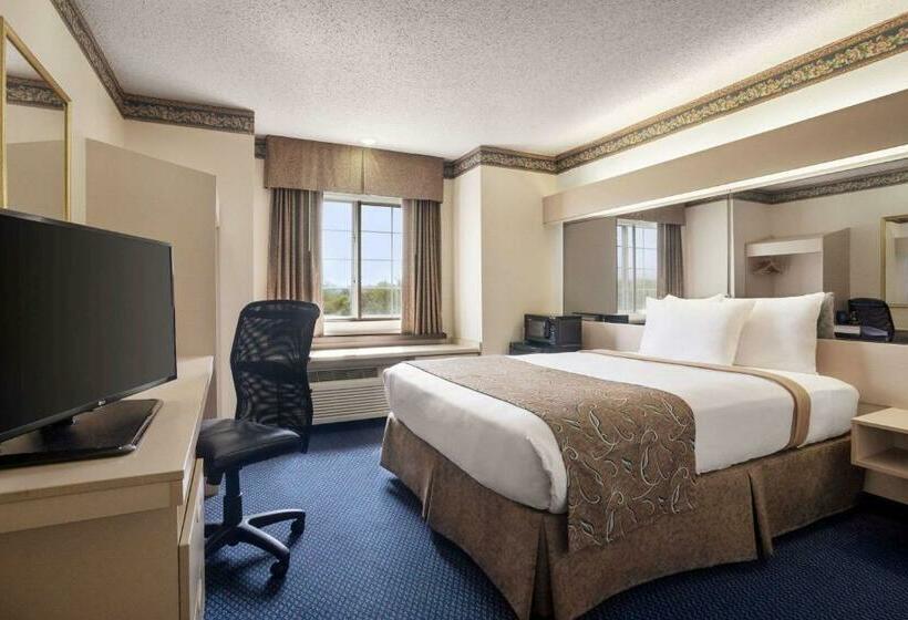 Номер Стандарт Адаптированный для Инвалидов, Travelodge By Wyndham Fort Scott